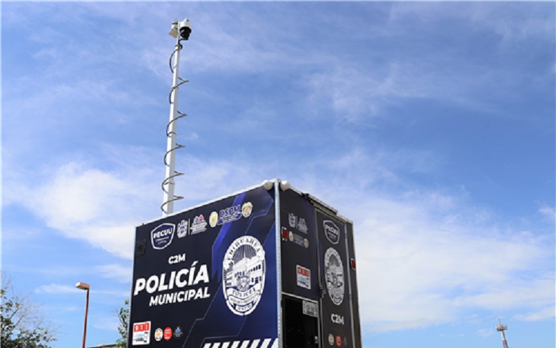 Refuerza Policía Municipal vigilancia en áreas concurridas con cámaras móviles