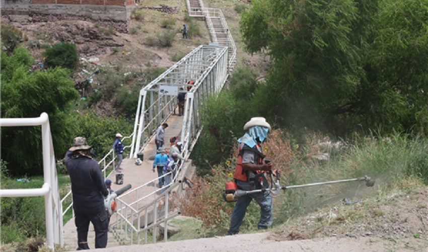 Rehabilita Gobierno Municipal puente en colonia Alfredo Chávez