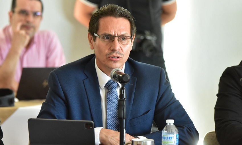 Comparece Secretario de Hacienda ante el Congreso del Estado tras iniciativa para derogar decreto relacionado con FIBRA Chihuahua