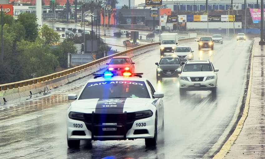 Alerta Secretaría de Seguridad Pública sobre cierre parcial de calles, por acumulación de lluvia